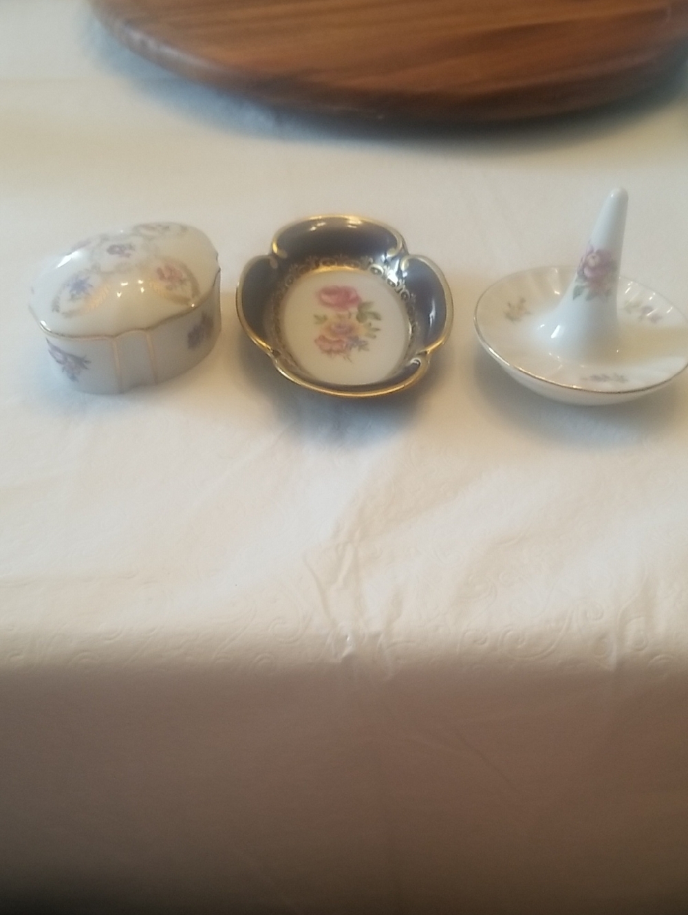 Porcelain Floral Accent Ring Holder and Trinket Dishes - White and Gold